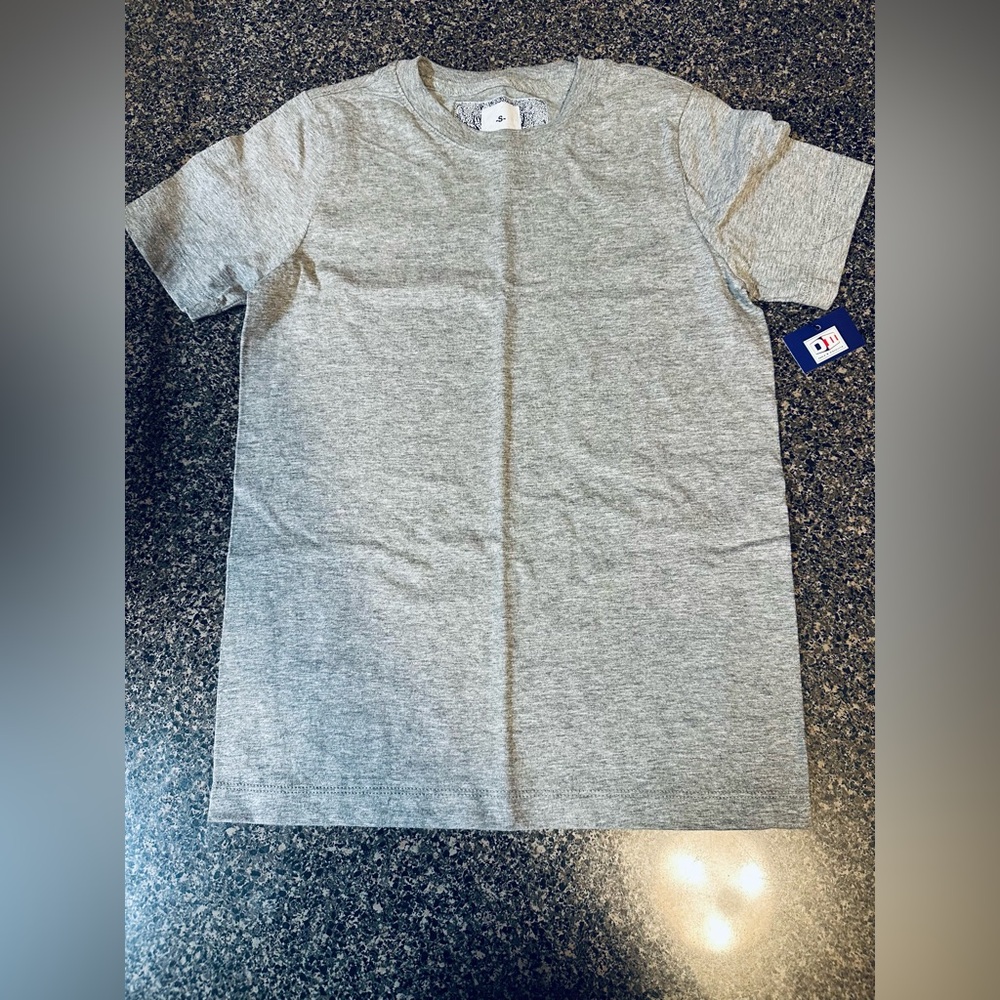 Boys Shorts & T-shirt Bundle - Picture 2 of 5